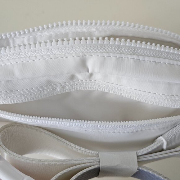 NWT LULULEMON White Everywhere Belt Bag Disney Embroidered Mickey in Motion 1L - Picture 13 of 15